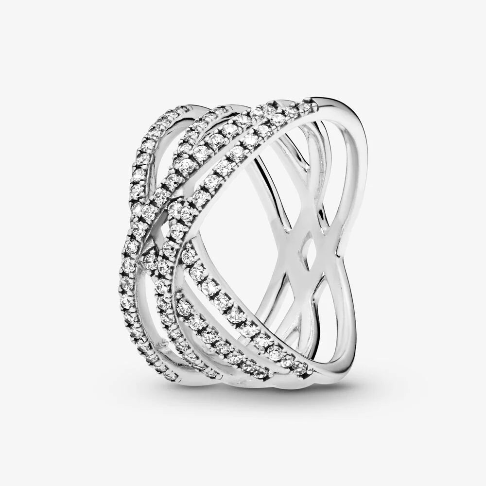 Anillo en Plata Líneas Cósmicas Circonia Cubica Clara.