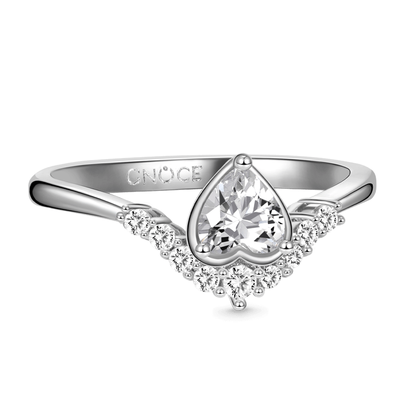 Anillo Gnoce Vintage con corte en forma de V y corazón