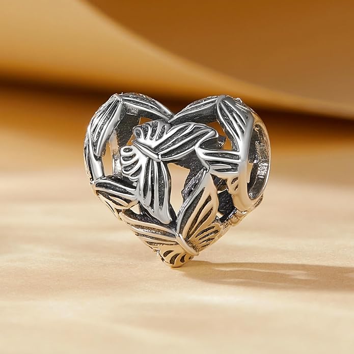 Charm Mariposas en forma de corazón