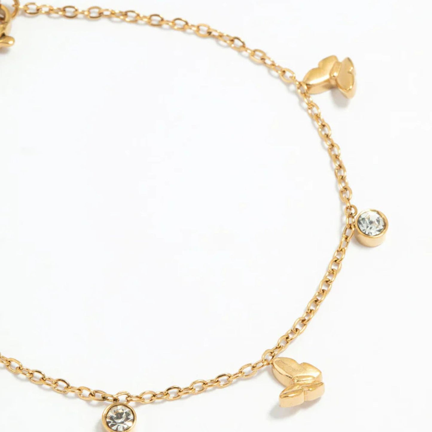 Pulsera Fina con Mariposas y Brillos enchape Oro 18K – Acero Quirúrgico