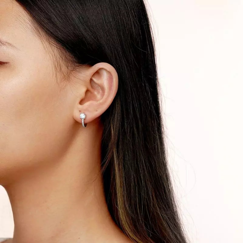 Gnoce Aretes Delicados de Aros de Cristal y Circón