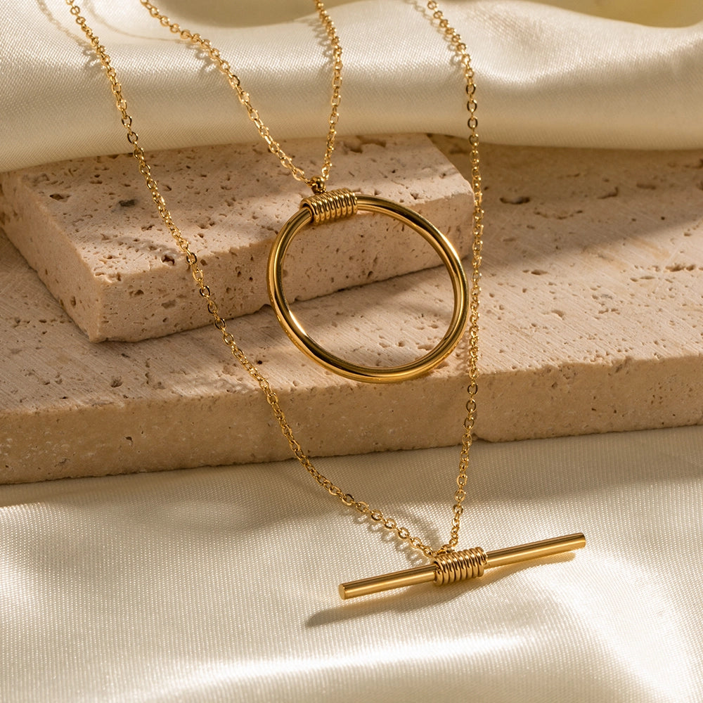 Collar Doble Capa con Aro Minimalista Bañado en Oro 18K