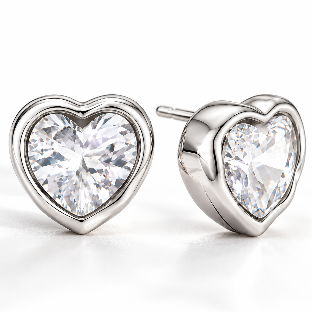 Aretes Lovely Plata con Corazón Brillante de Acero Inoxidable 316L
