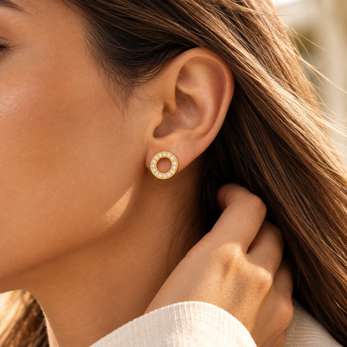 Aretes Aros de Amor Dorados con Piedras Brillantes de Acero 316L