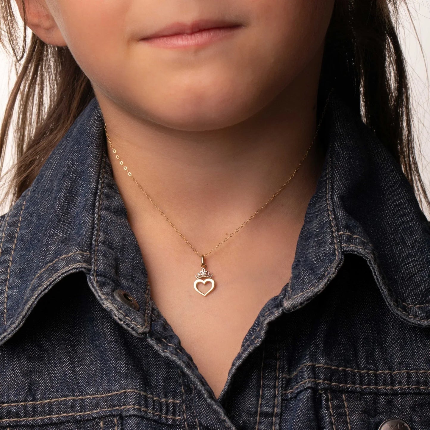 Collar Disney Corazón con Corona en Oro 9K