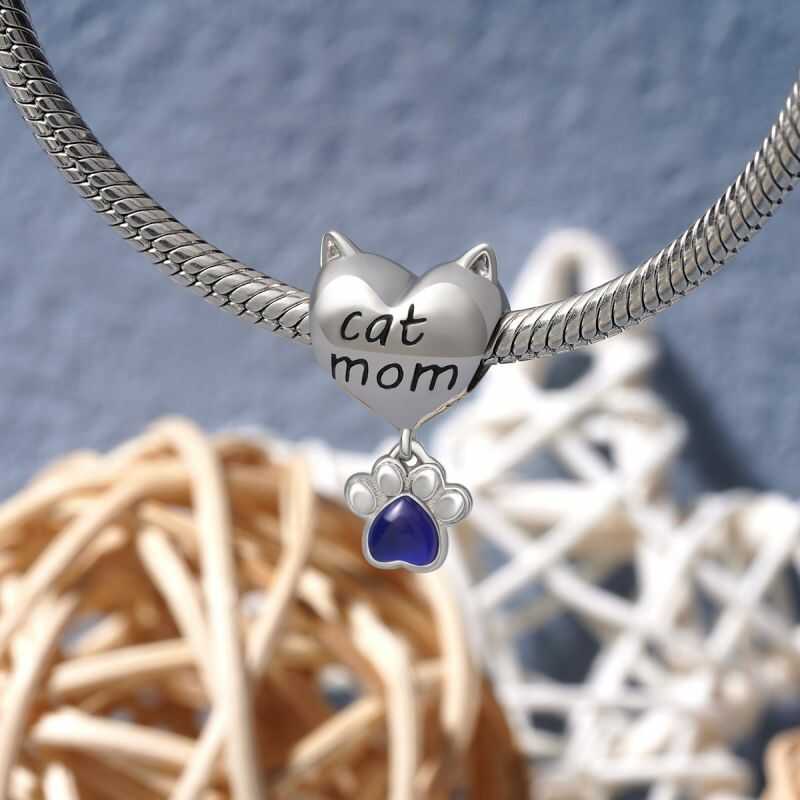 Charm Gnoce mamá gatuna