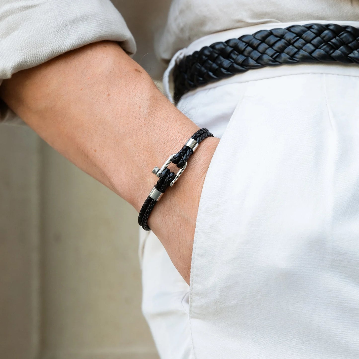 Pulsera Elegatto Helix Black Cuero