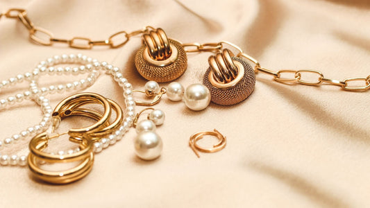 ✨ ¿Por qué tus joyas se despintan? La verdad que nadie te cuenta