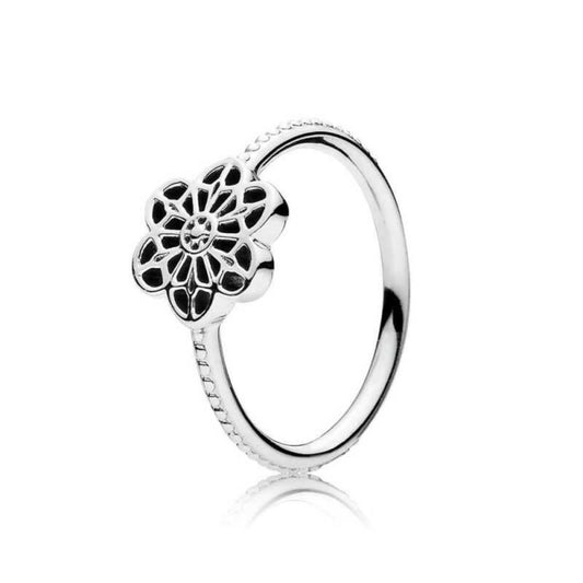 Anillo en plata, Encaje floral de margaritas