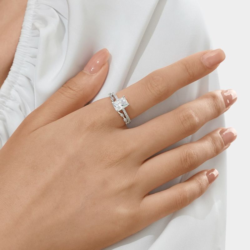 Anillo de compromiso con corte rectangular elegante de Gnoce