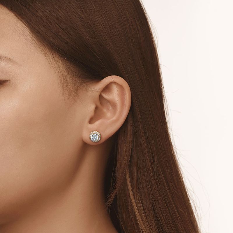 Aretes de botón con halo grande de Gnoce Luxe