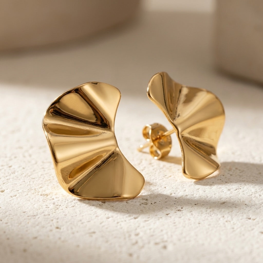 Aretes Esculturales Ondulados