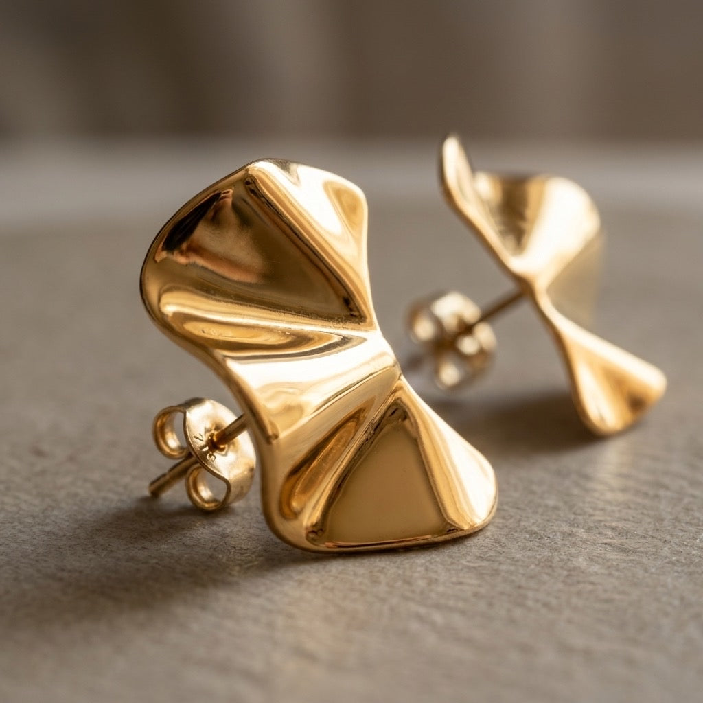 Aretes Esculturales Ondulados