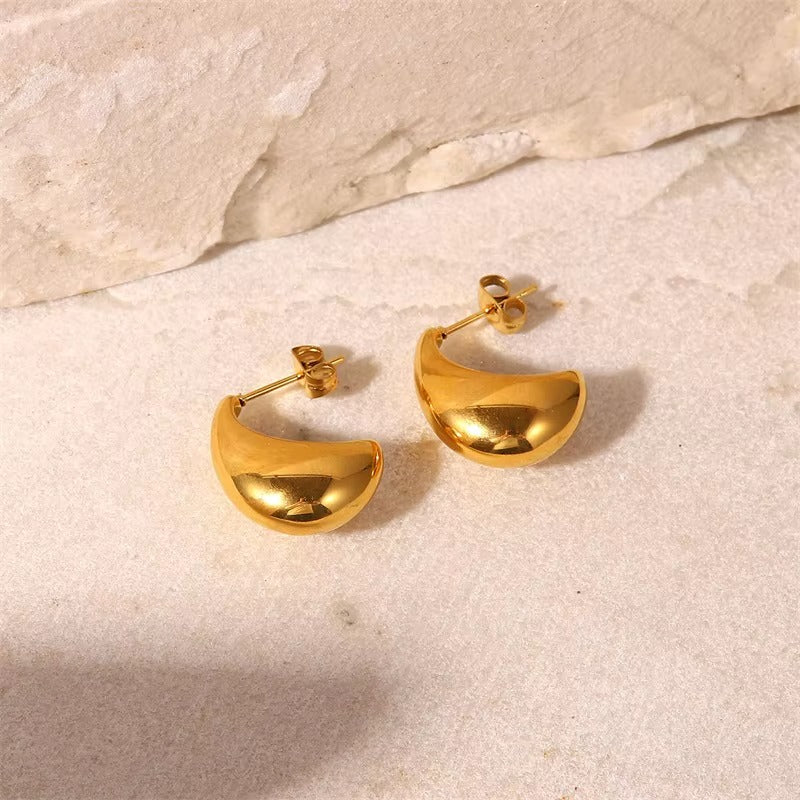 Aretes Media Luna Dorada
