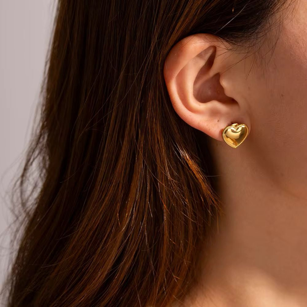 Aretes Corazón Bombé