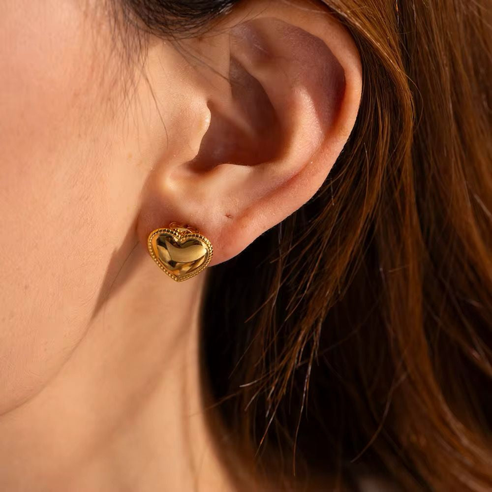 Aretes Corazón Bombé