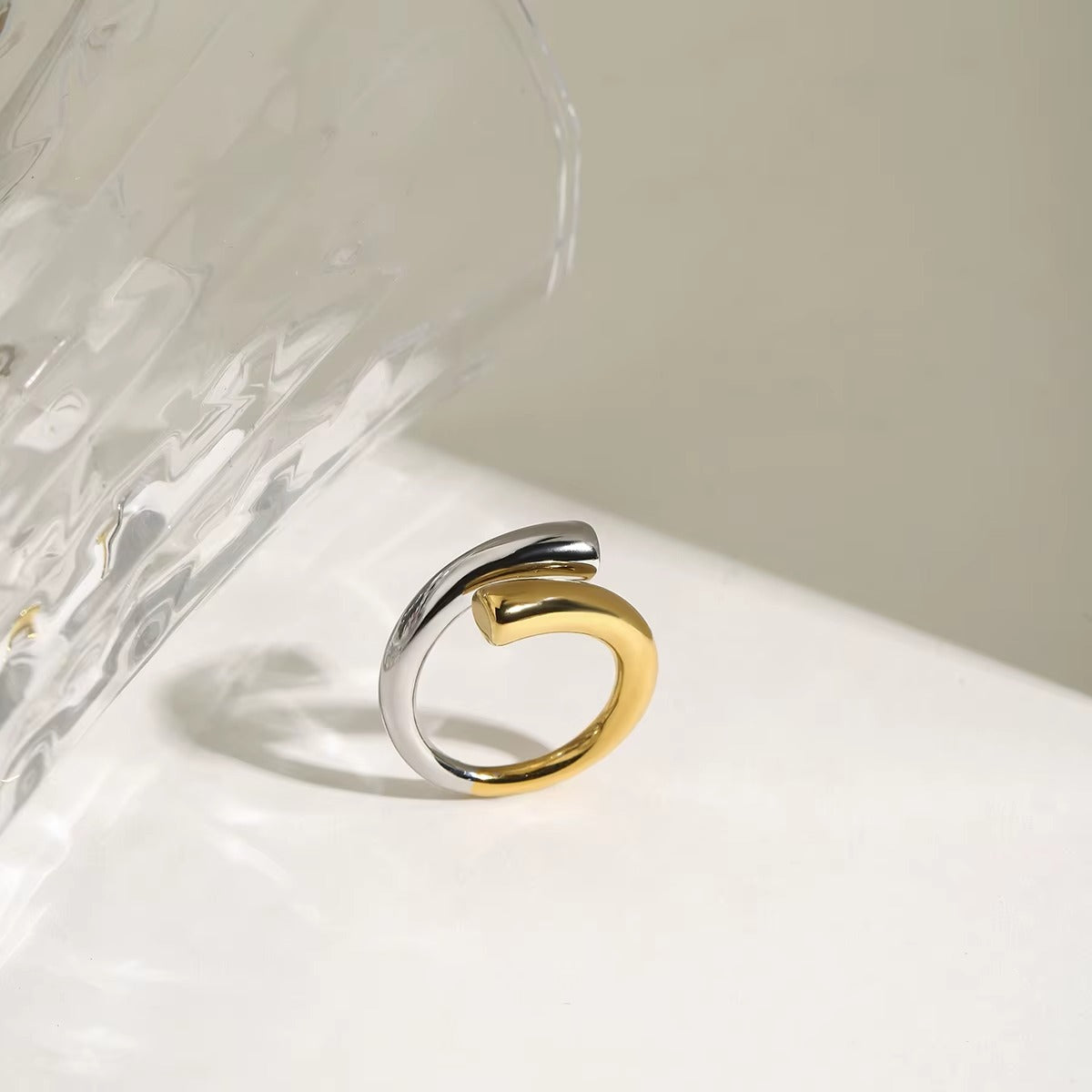 Anillo Cuff Bicolor Ondulado