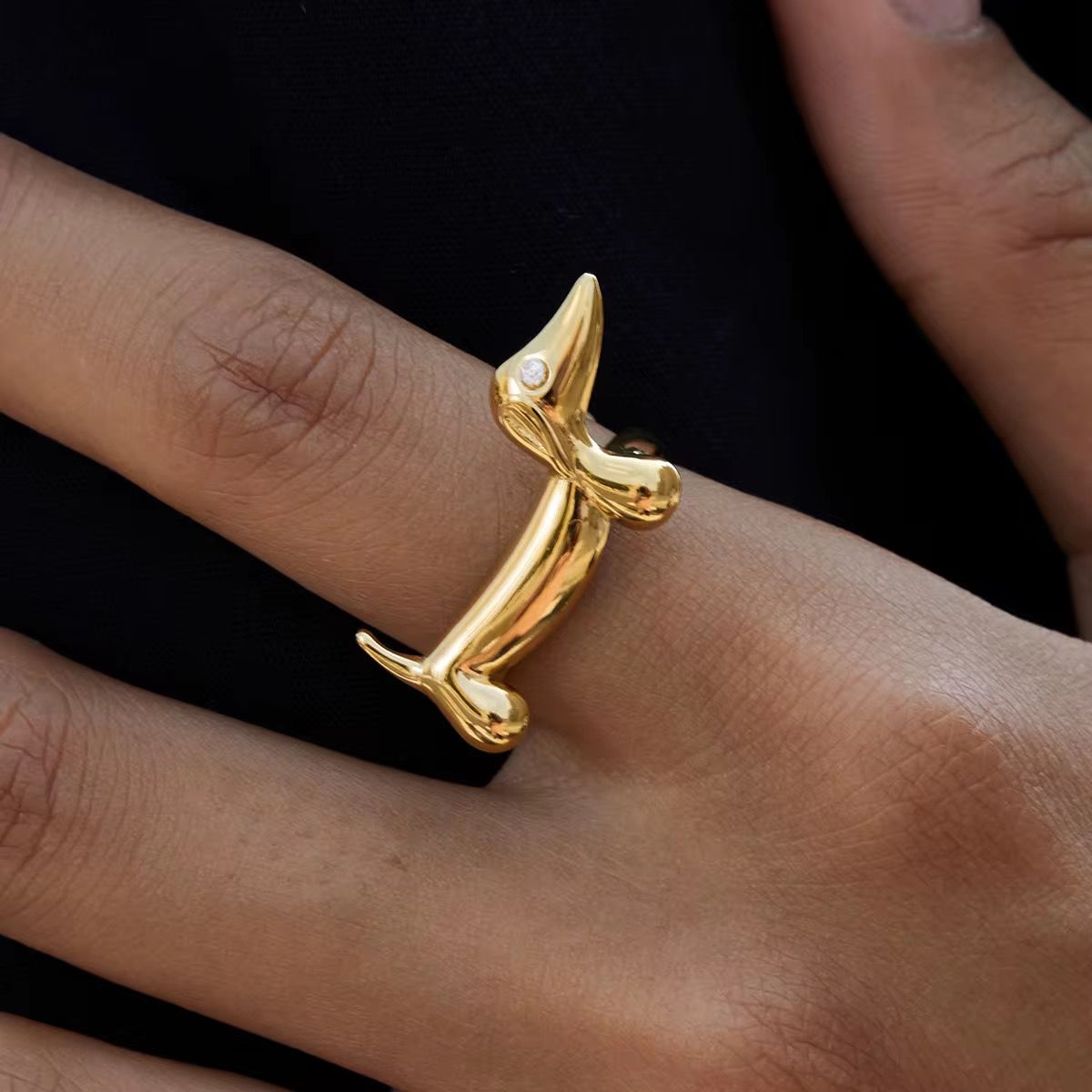 Anillo Dachshund con Cristal