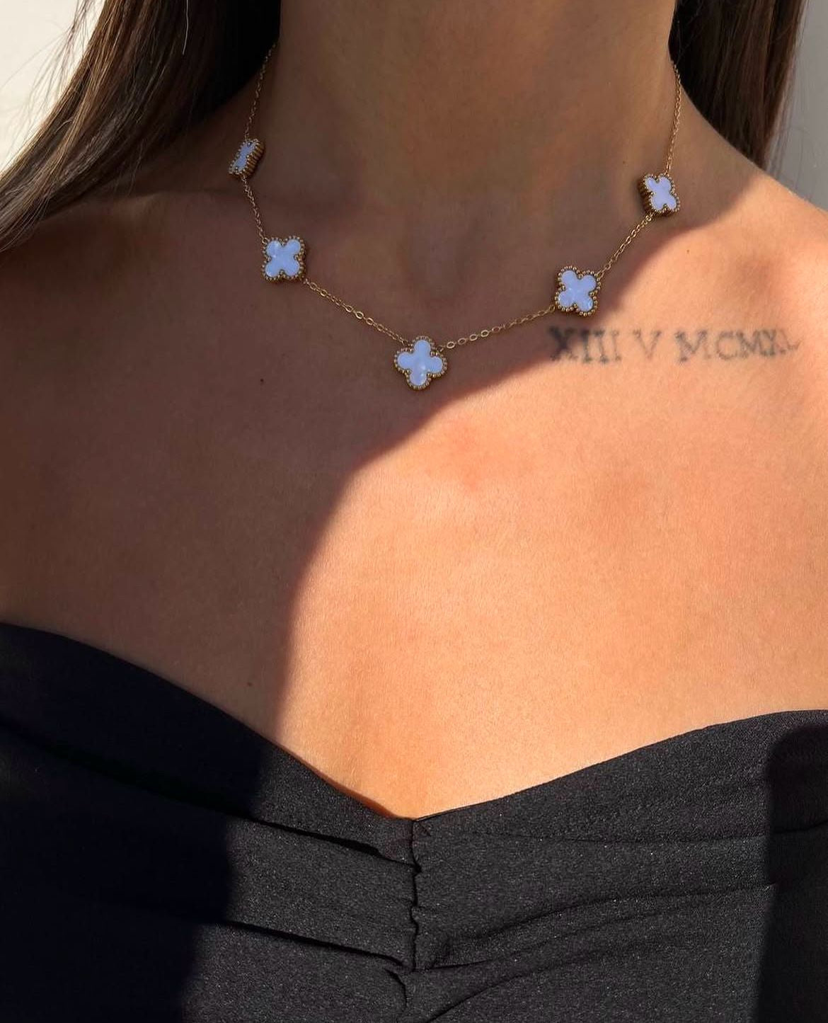 Collar Alhambra Blanco Van Cleef Style